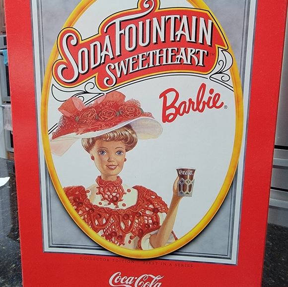 Soda Fountain Sweetheart Barbie - Picture 8 of 8